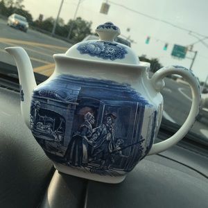 Antique Liberty Blue Mountain Men Tea Kettle